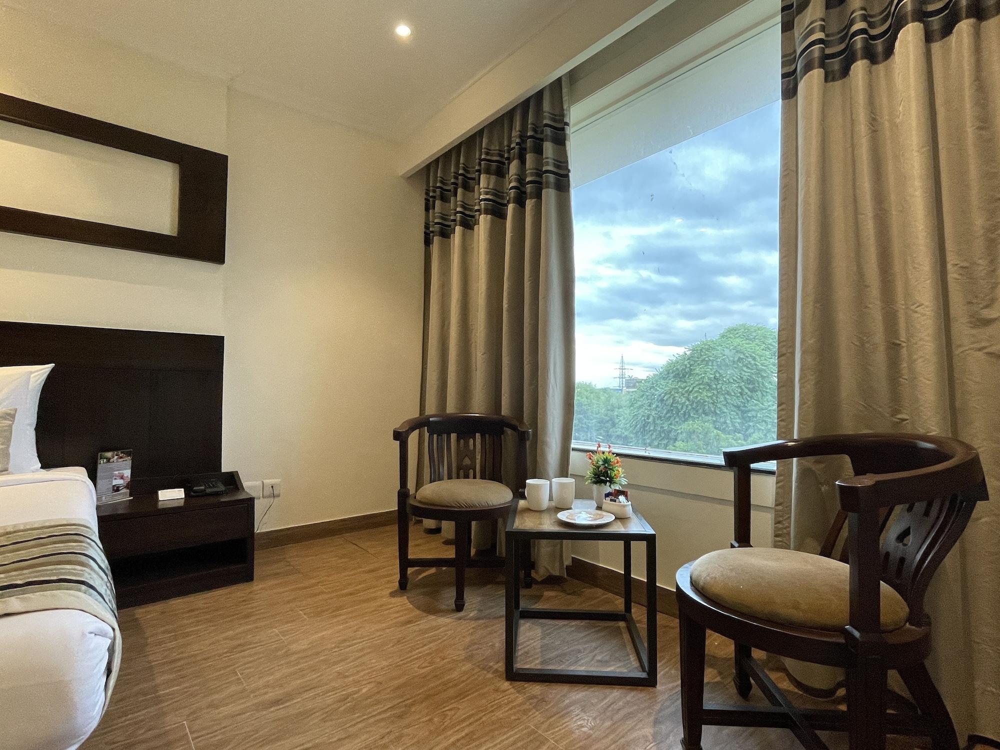 Royale Sarovar Portico Agra Agra  Exterior foto