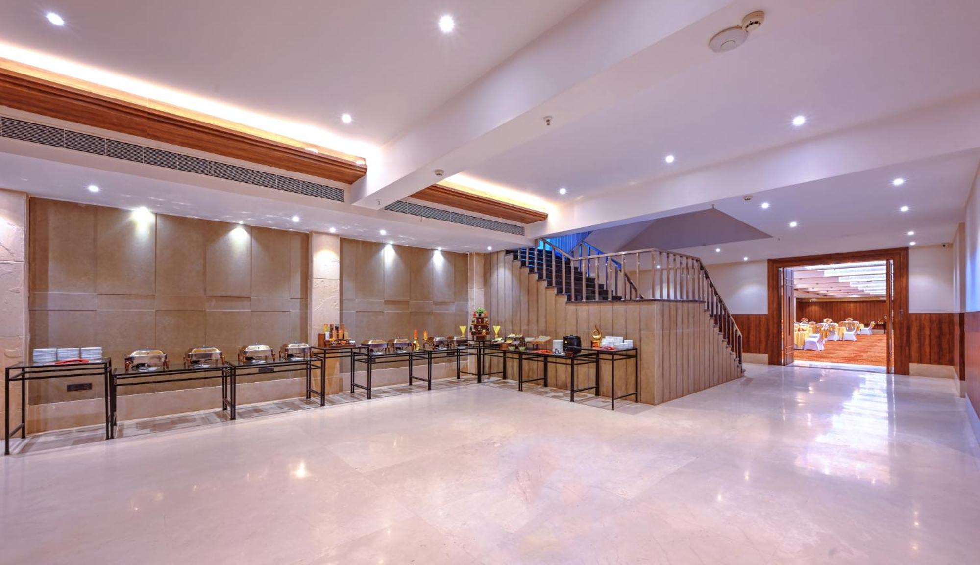 Royale Sarovar Portico Agra Agra  Exterior foto