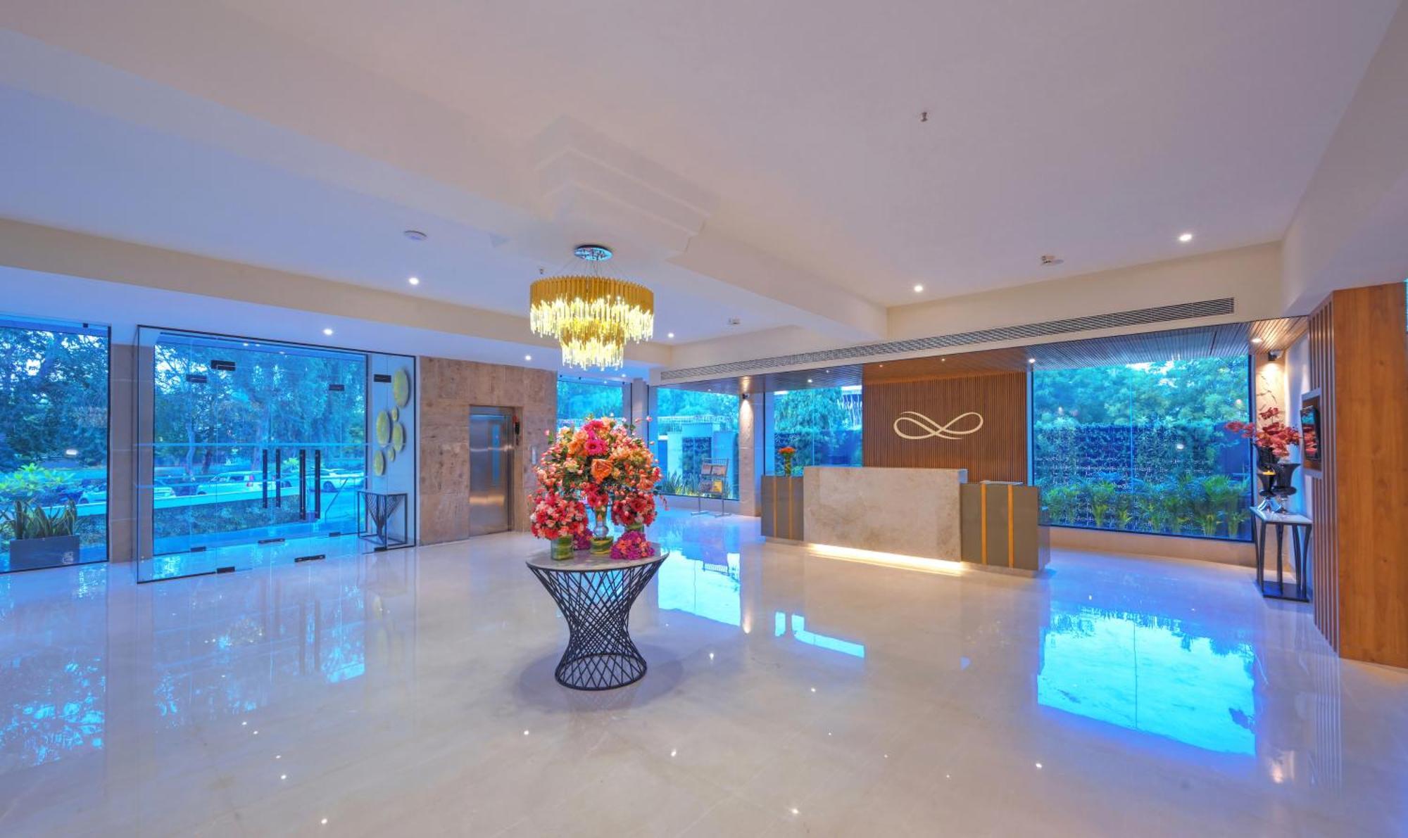 Royale Sarovar Portico Agra Agra  Exterior foto
