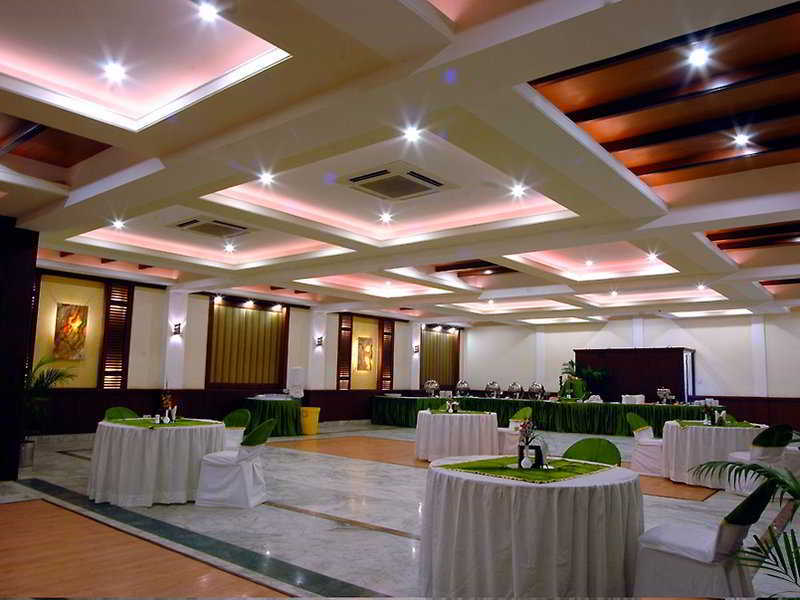 Royale Sarovar Portico Agra Agra  Exterior foto
