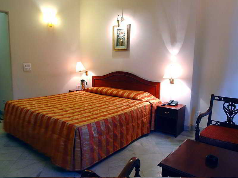 Royale Sarovar Portico Agra Agra  Zimmer foto